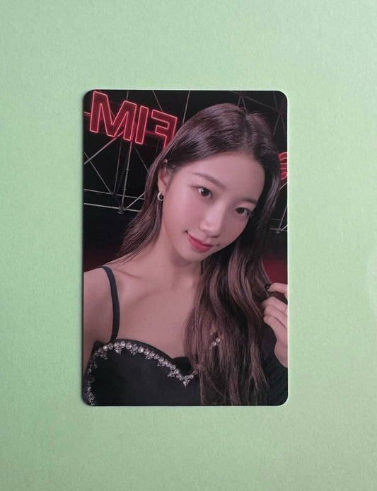 Kazuha - Le Sserafim - Fearless - Japanese Ver - Photocard