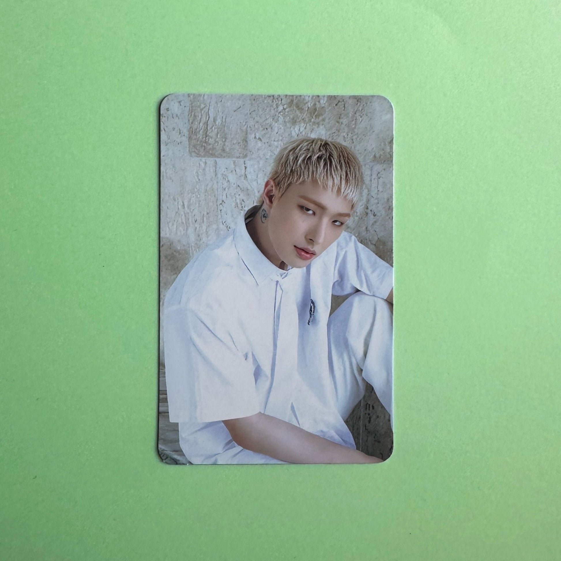 Ateez - Mingi - The World EP2: Outlaw - Platform Ver Photocard - Ginger RootPhotocard
