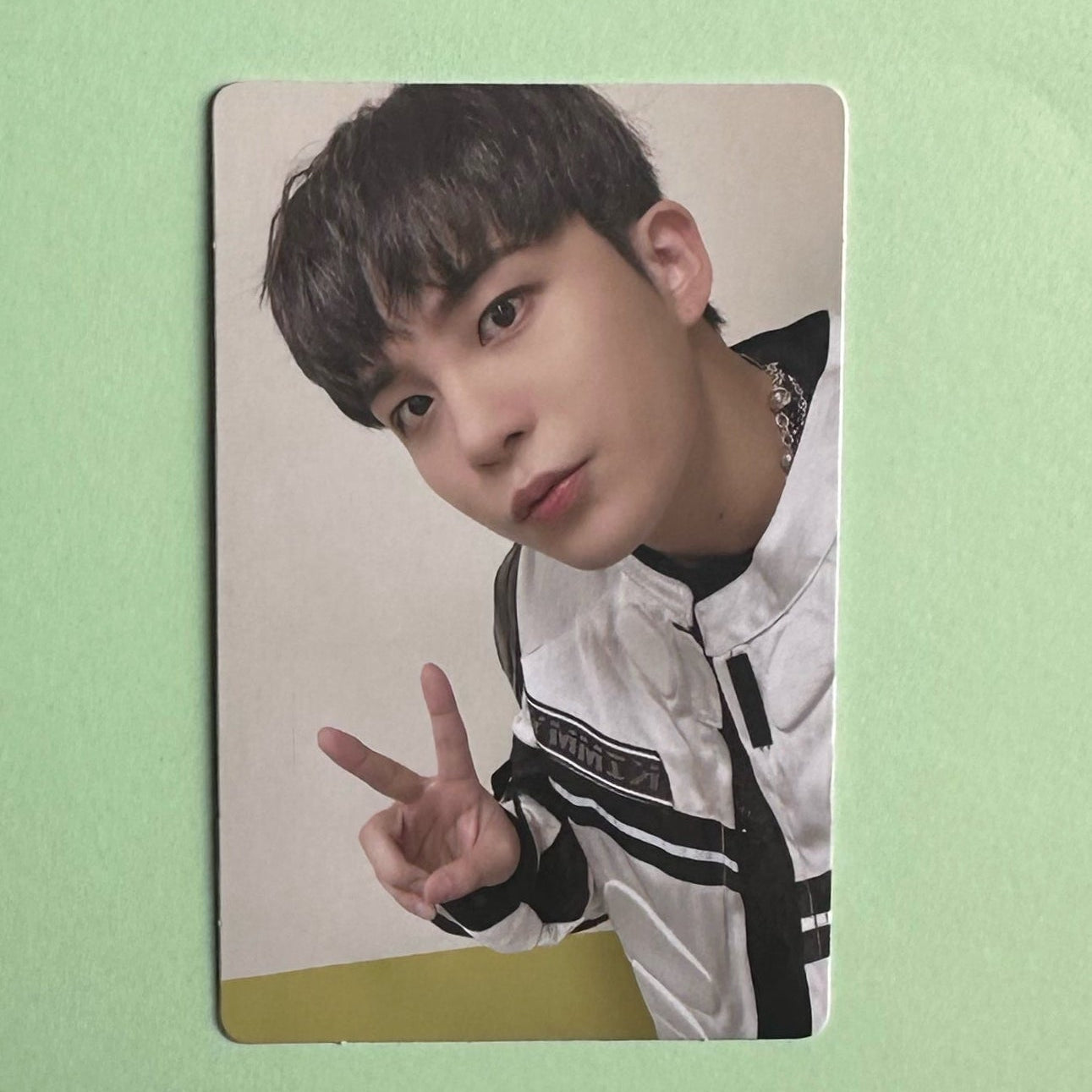 Jongho - Ateez - The World EP1: Movement - Diary Ver Album - Photocard - Ginger Root Photocard UK Kpop Shop