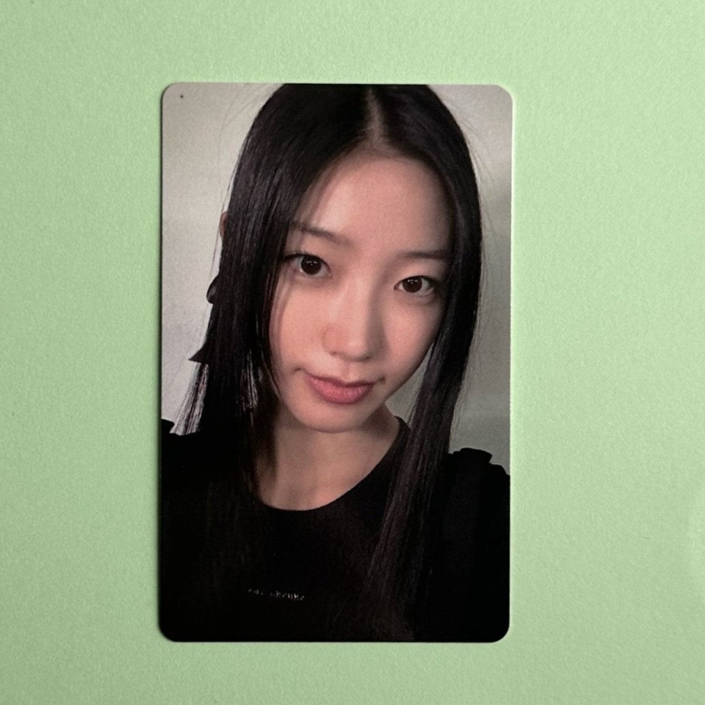 Le Sserafim Kazuha Unforgiven Weverse Fan Sign Photocard official K-pop merch