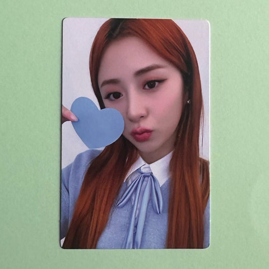 Le Sserafim Yunjin 2024 Global Fan Club Photocard official K-pop merch
